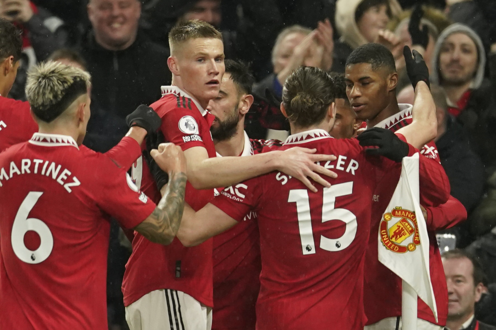 同压垮莱万 同压垮莱万