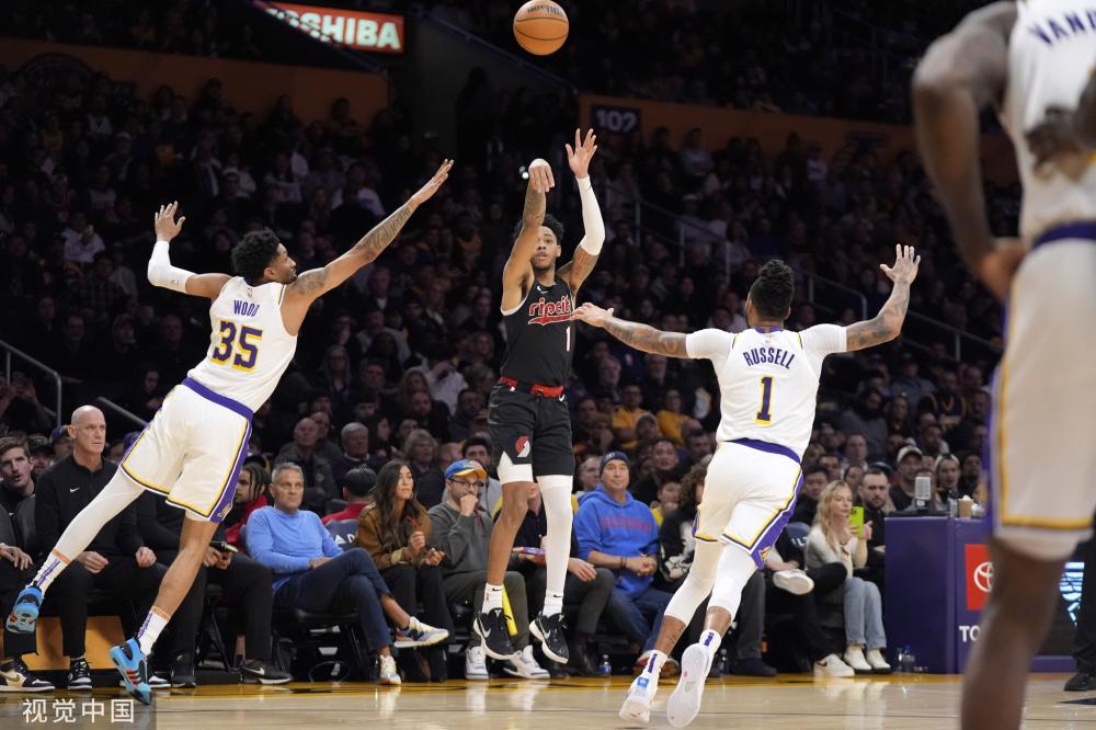 面对红牌增 面对红牌增